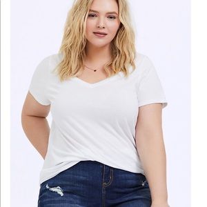 Torrid White T-shirt size 2